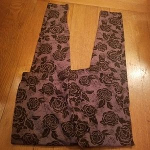 NEW Tan Black Rose Print Leggings Small Goth Punk